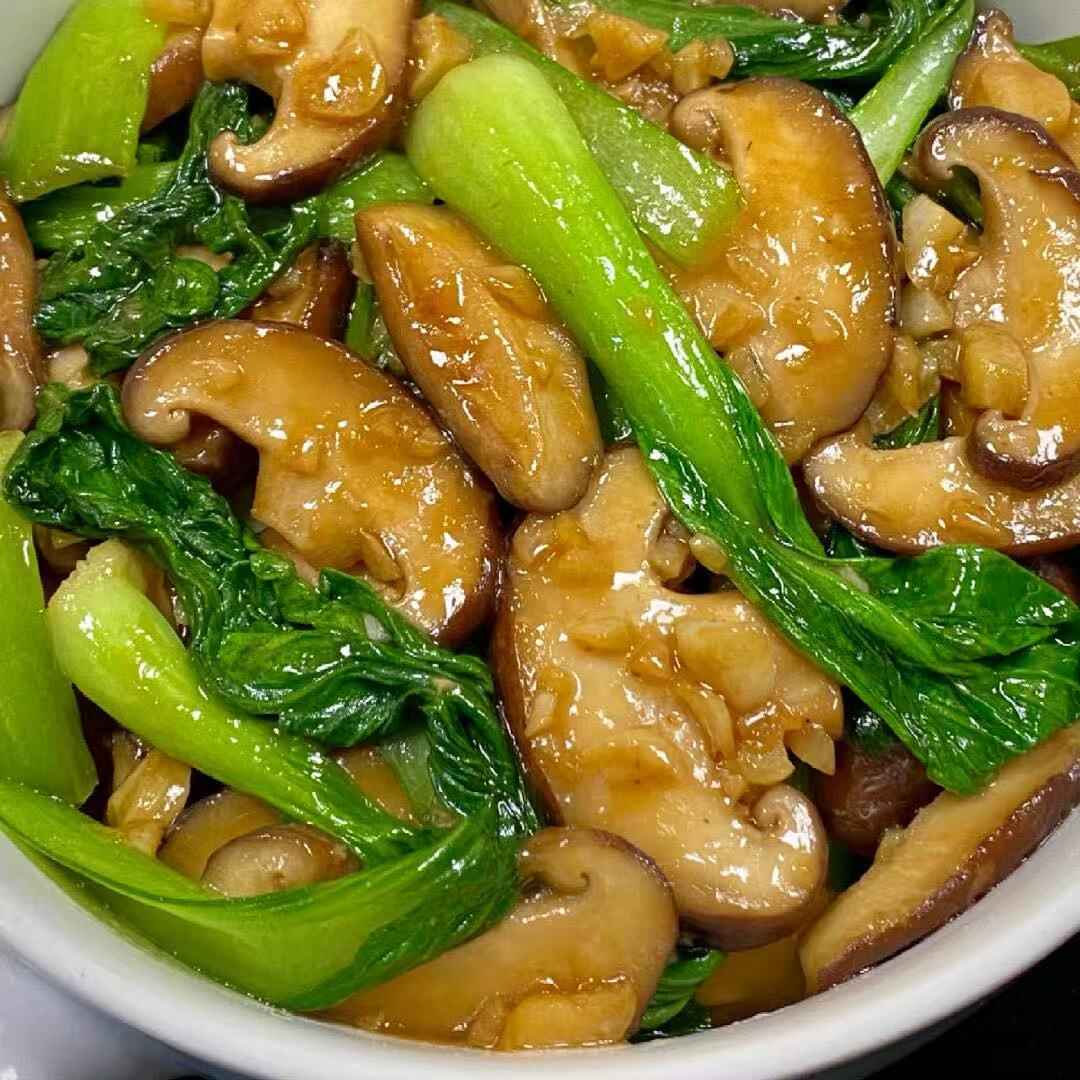 8月25日周二(G餐)精品菜:花菇油菜