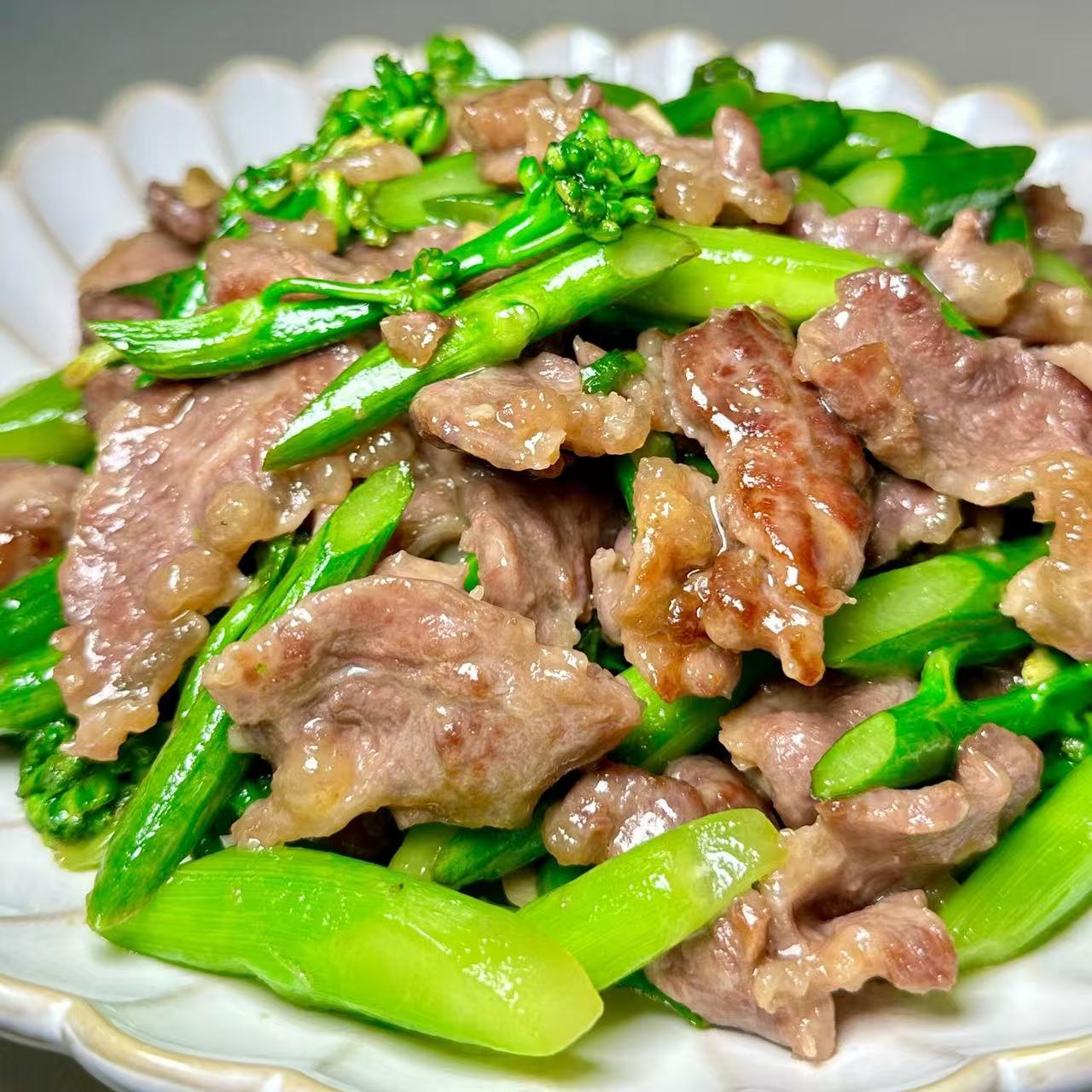 4月6日周一(I餐)精品菜:牛肉炒芥兰