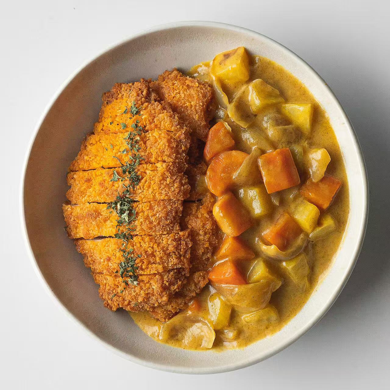 12月8日周一(F餐)精品菜:日式咖喱鸡扒 (当日订单满💲36即可免费配送,如果单独订此餐,需额外支付$10派送费)