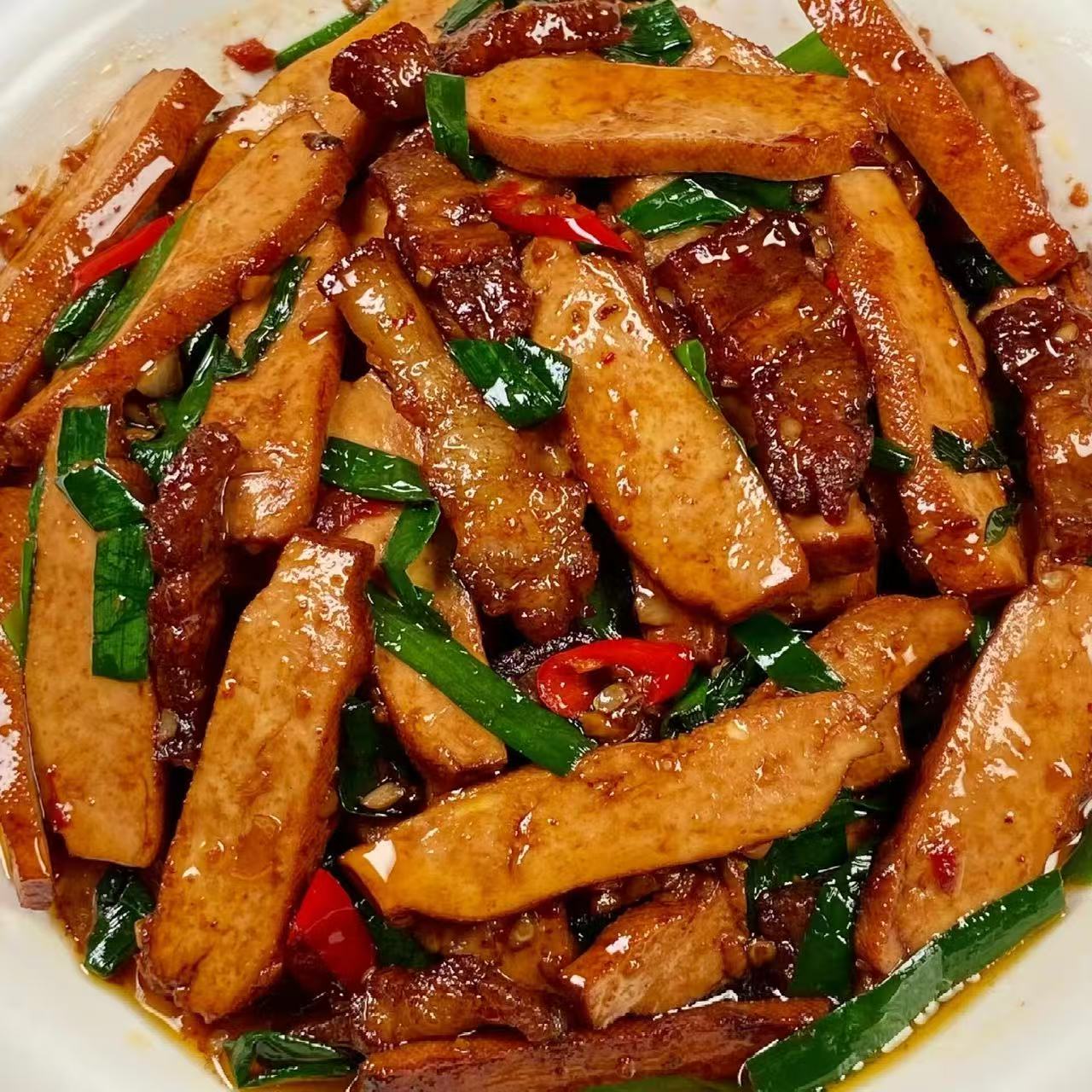 12月9日周二(F餐)精品菜:香干炒肉🌶️ (当日订单满💲36即可免费配送,如果单独订此餐,需额外支付$10派送费)