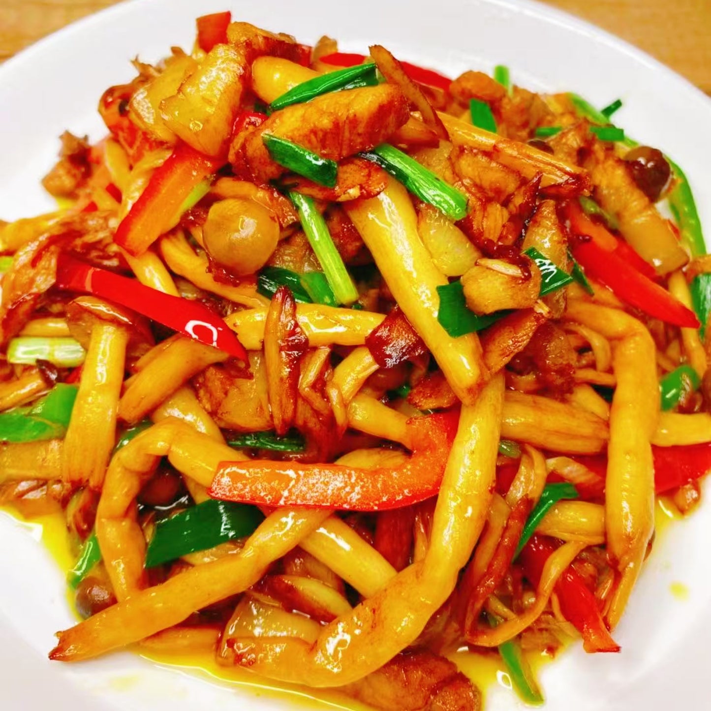 6月10日周三（F餐）精品菜：珍珠菇爆叉烧粒