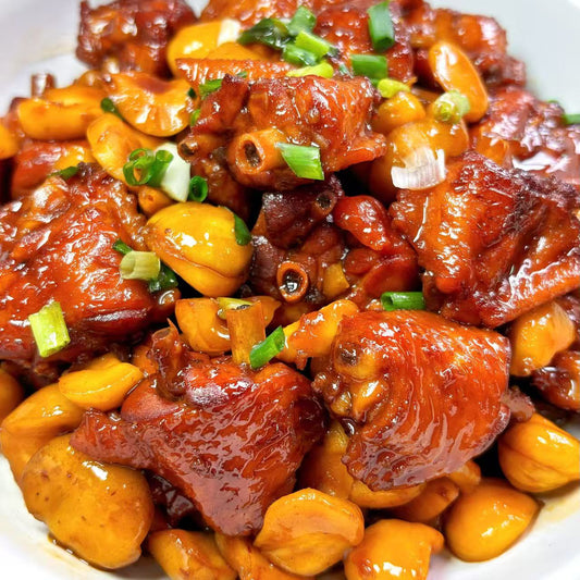 10月26日周日（F餐）精品菜：栗子焖鸡（当日订单满💲36即可免费配送，如果单独订此餐，需额外支付$10派送费）