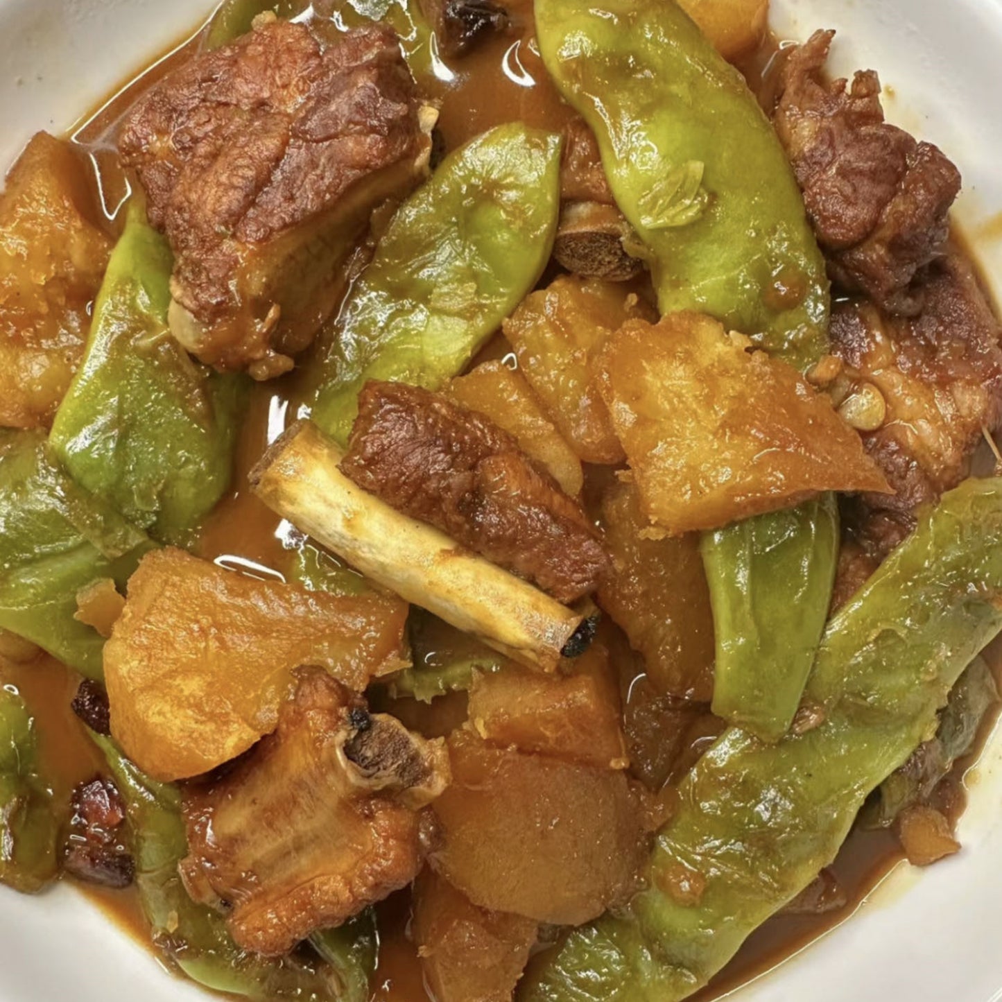 2月11日周三（H餐）精品菜：土豆排骨炖豆角（当日订单满💲36即可免费配送，如果单独订此餐，需额外支付$10派送费）