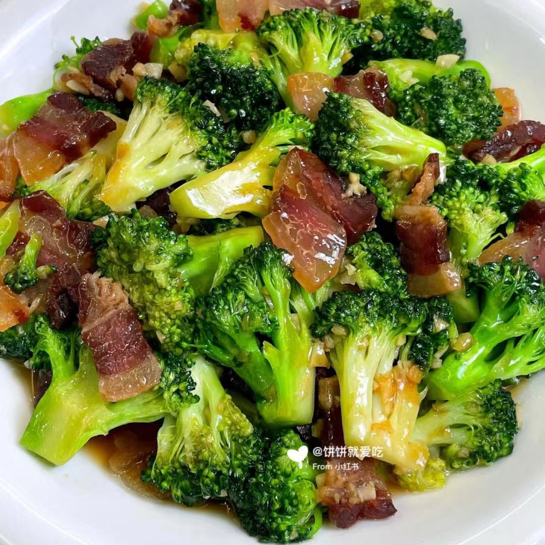 2月10日周二（F餐）精品菜：腊肠炒西蓝花（当日订单满💲36即可免费配送，如果单独订此餐，需额外支付$10派送费）